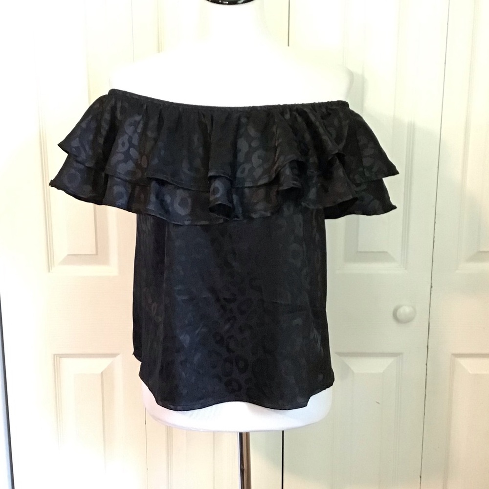 She And Sky Off The Shoulder Ruffle Top Black Leopard Print Size Small